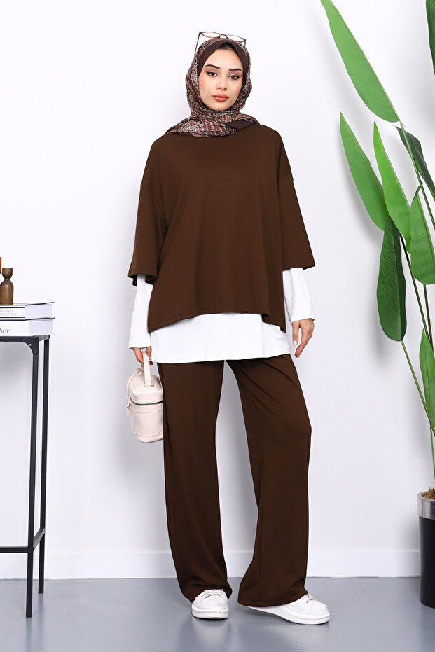 Brown T-Shirt, Underwear, and Pants Three-Piece Combination Set