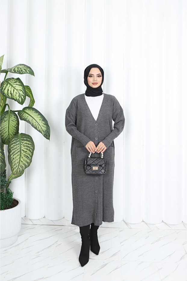 سترة طويلة محبوكة مع جيوب
