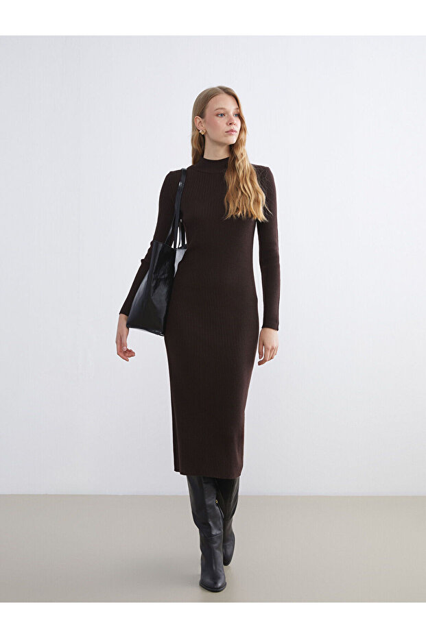 Yarım Balıkçı Yaka Triko Elbise - 1