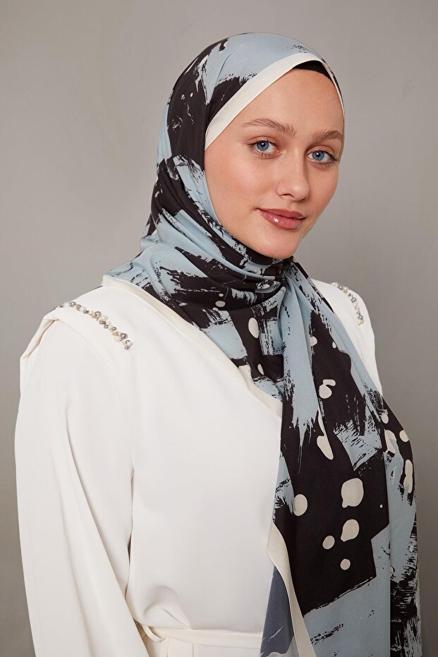 شال أنيق بنمط فرشاة كريمية