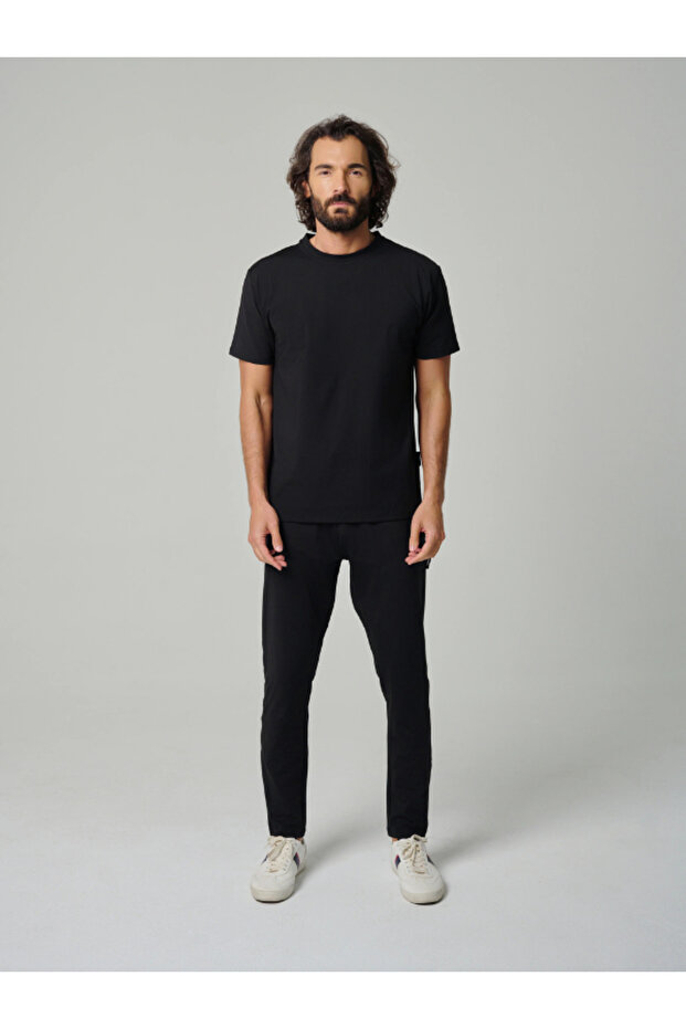 Classic Men's Pants - Black