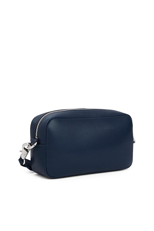 TJW BOLD SCRIPT CAMERA BAG - 4