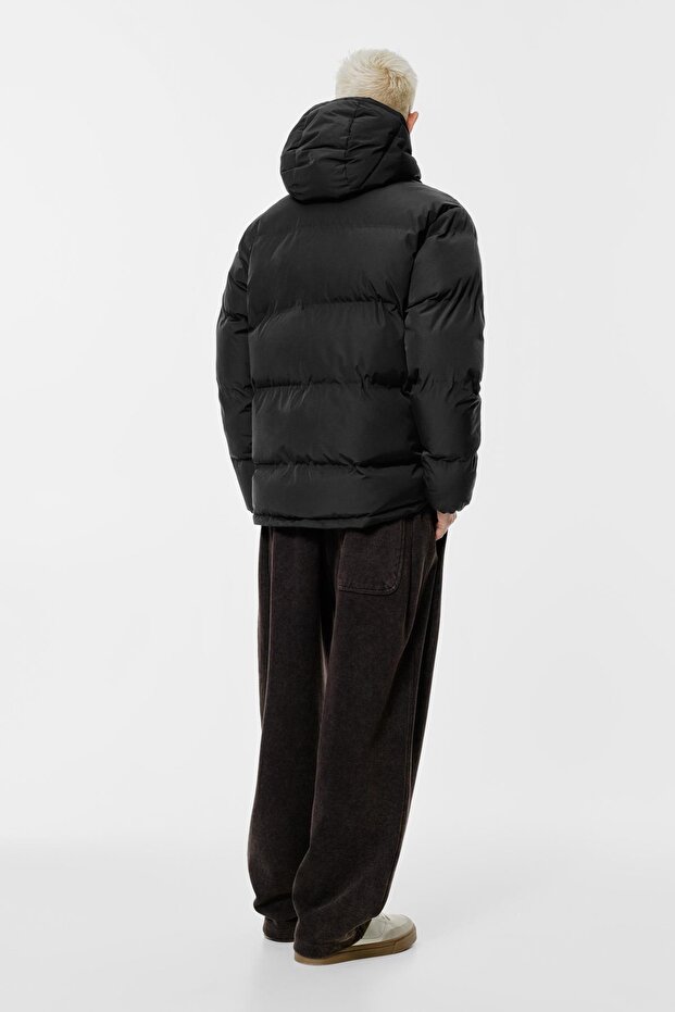 Kapüşonlu ısı yalıtımlı şişme ceket - 5