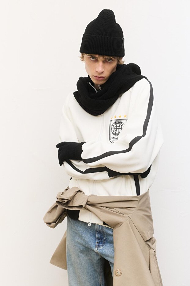 Etiketli örgü bere - 1