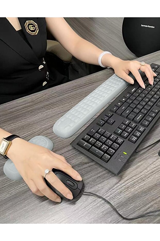 مسند معصم للوحة المفاتيح والفأرة - وسادة ذراع من إسفنج الذاكرة الناعم (رمادي) - 5