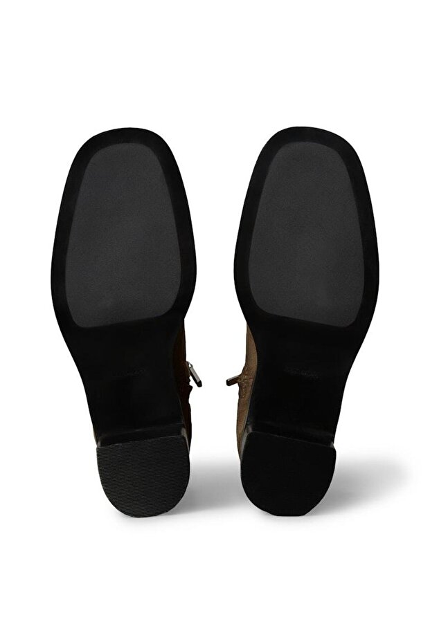 BLOCK HEEL ZIP BOOT SUE - 6