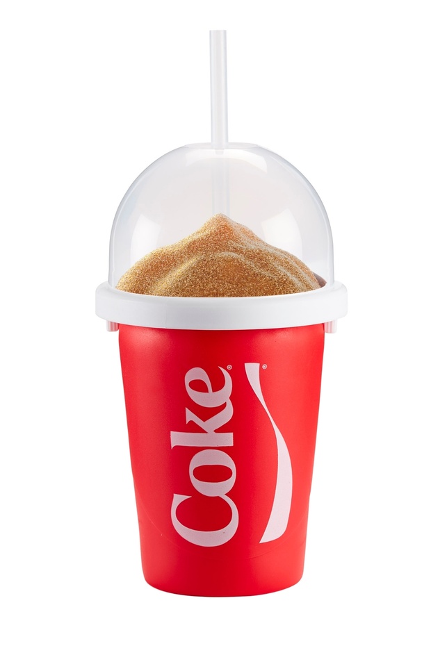 صانعة مشروبات كوكا كولا المثلجة - 2