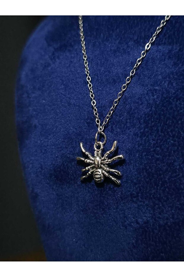 Steel Necklace with Spider Figure Halloween Halloween Themed Gothic Jewelry Accessory