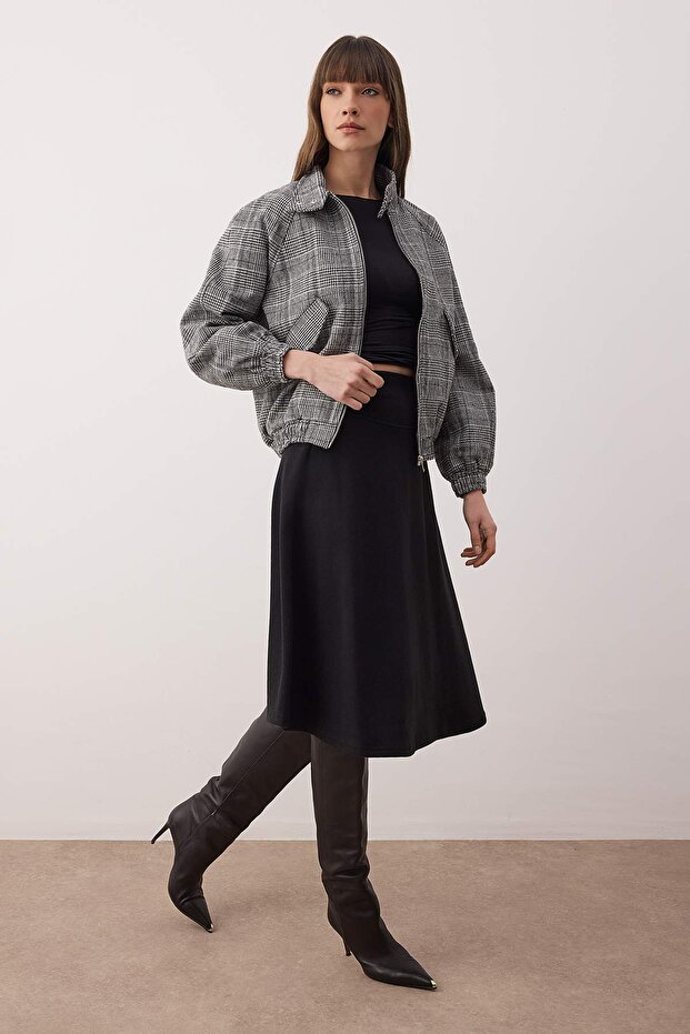 Siyah Selanik A-line/Çan Açılan Midi Örme Etek TWOAW26ET00149 - 2