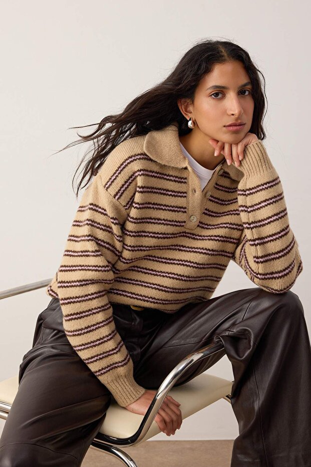 Wardrobe Essentials Camel*001 Basic Geniş Kalıp Özel İplikli Triko Kazak | TWOAW26KZ00072 - 1
