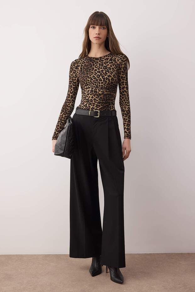 Kahverengi Leopar Baskılı Alttan Çıtçtılı Esnek Örme Body TWOAW26BD00016 - 2