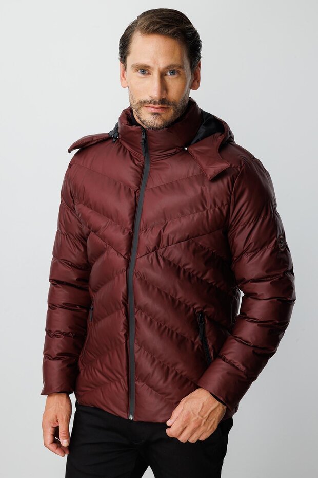 Bordo Standart Fit Kapüşonlu Kapitone Şişme Spor Erkek Mont