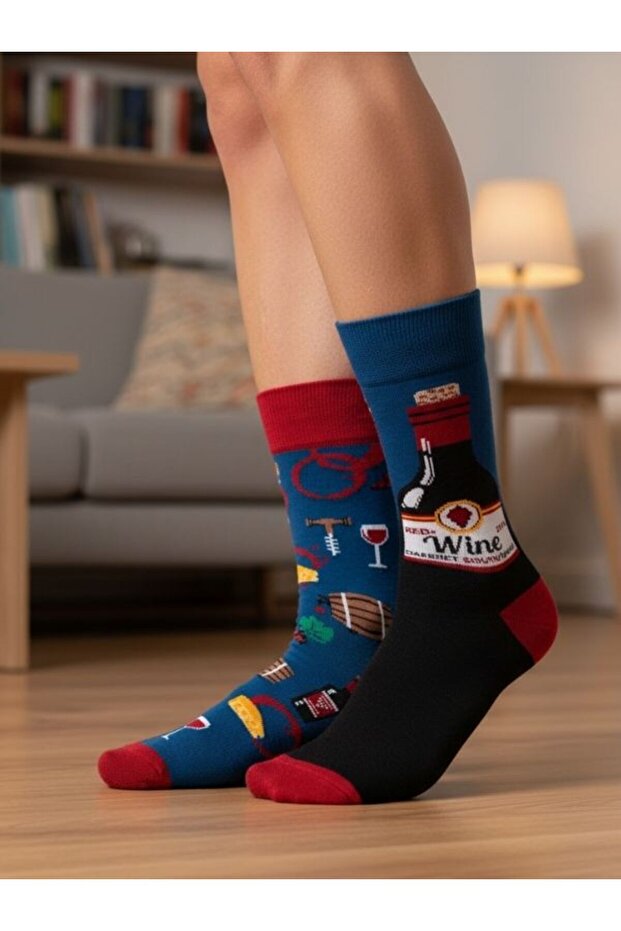 جوارب منقوشة على شكل كرمة على اليمين واليسار - 1