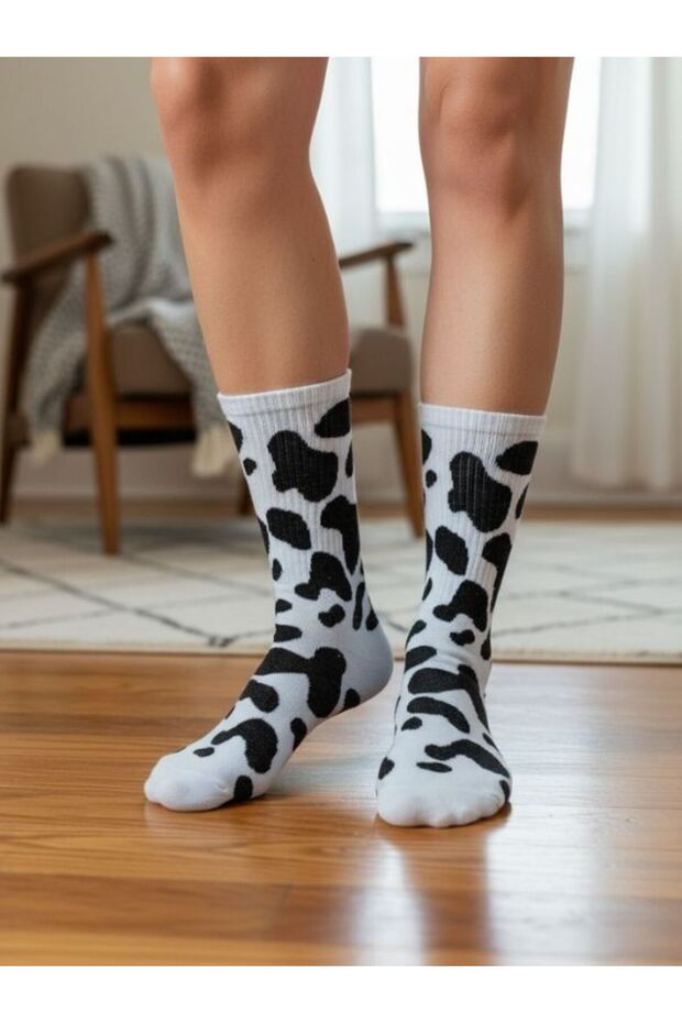 Black Spotted Cow Design Sports Tennis Socks