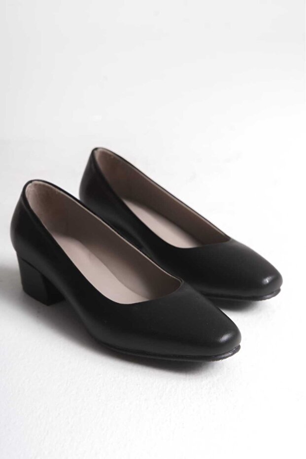 Genuine Leather Black Low Heeled Square Toe Stewardess Shoes