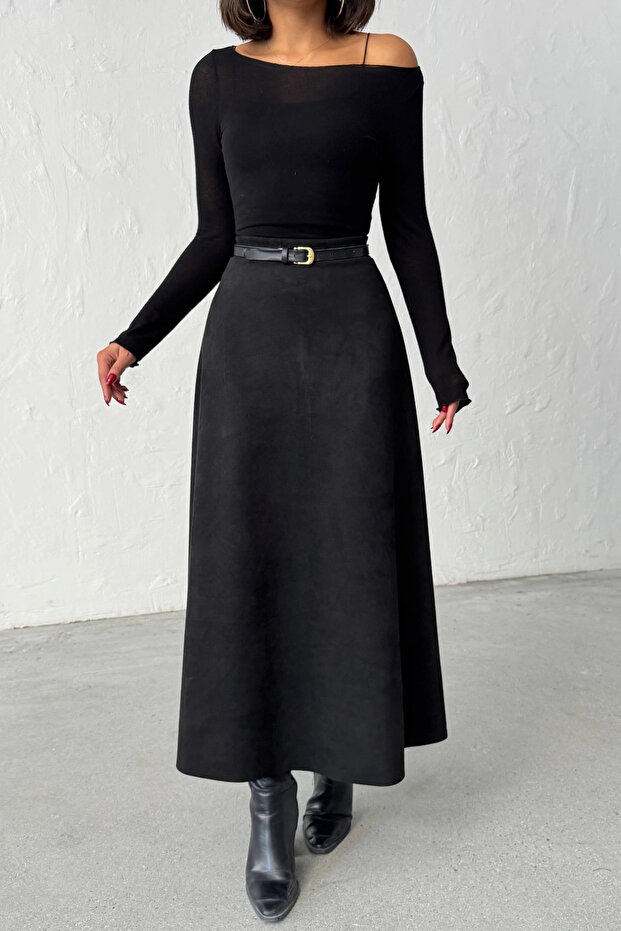 Woman's black midi length suede skirt