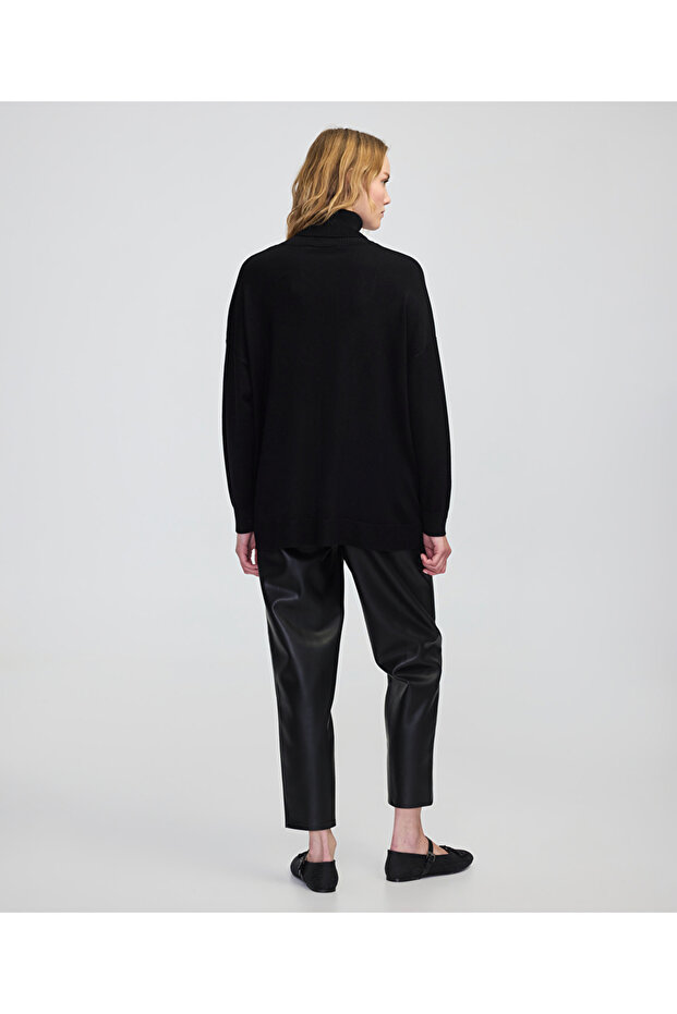 Kontrast dokulu oversize triko - 7