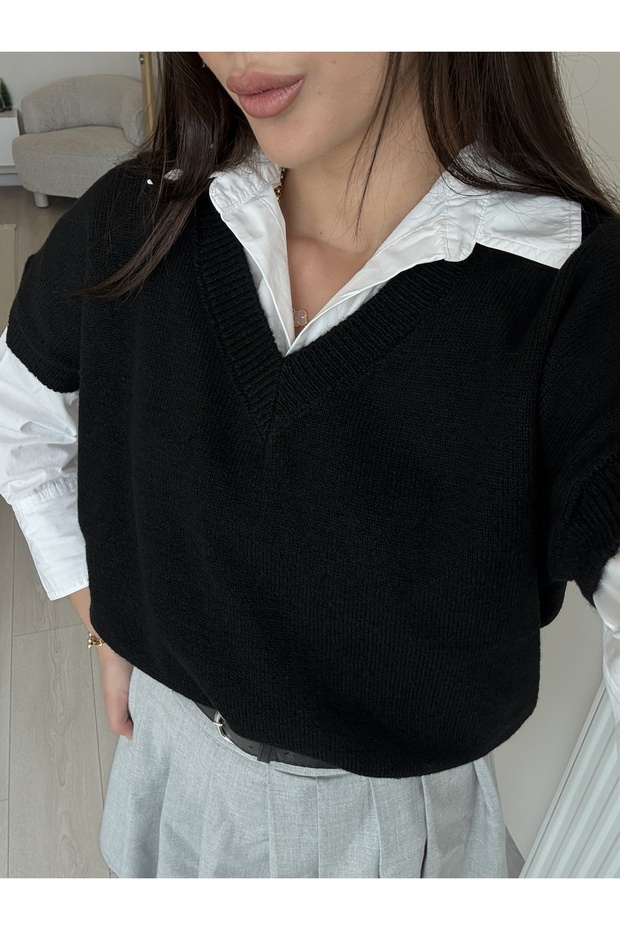 Siyah Süveter - 4