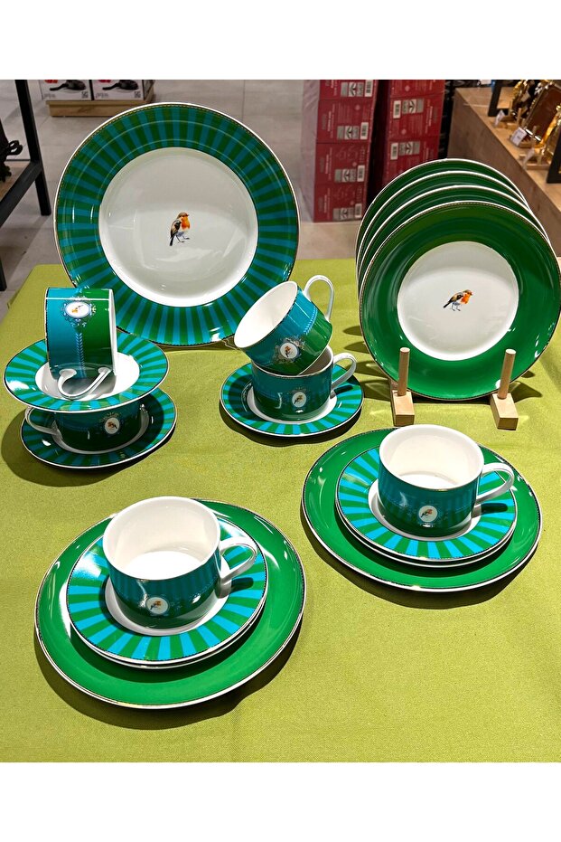 Lumiere 6 Person Porcelain 19 Piece Cake Set