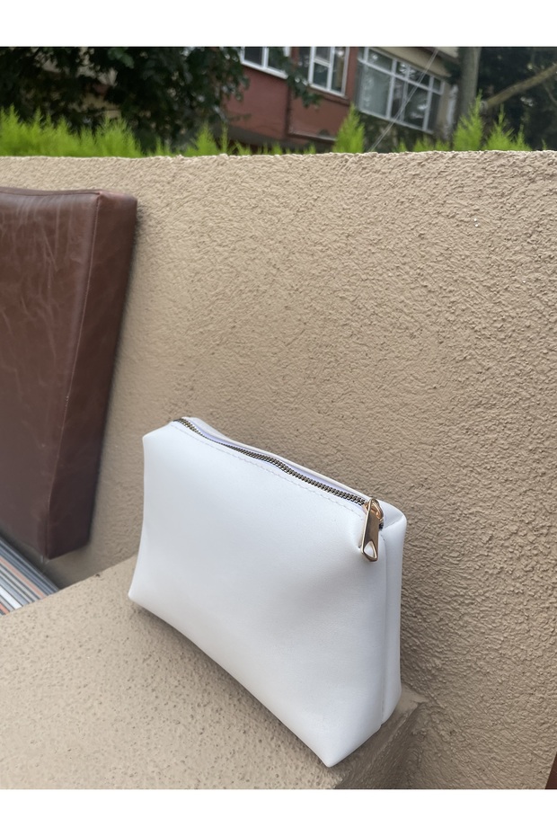 Women's White Makeup Bag