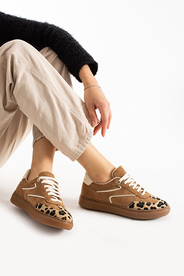 Taba Suet Taba Leopard Flat-Soled Lace-Up Women's Sneakers