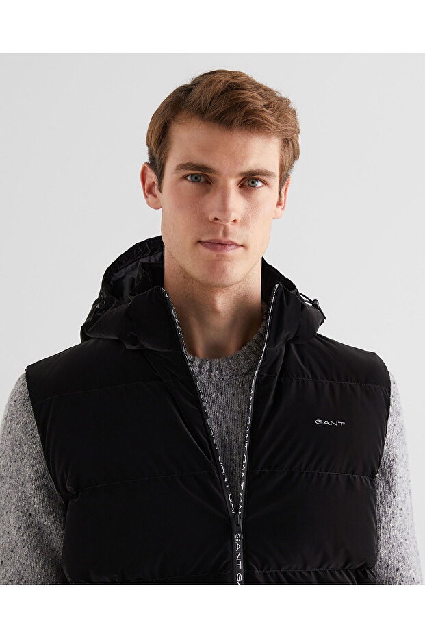 Erkek Siyah Kapüşonlu Yelek - 4