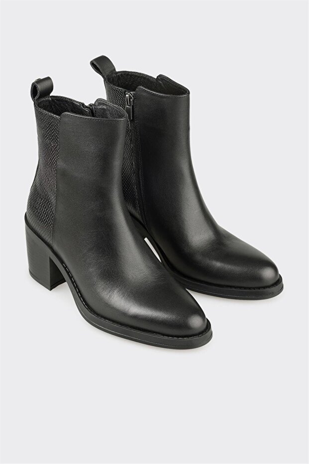 Siyah Deri Kadın Günlük Bot - 2