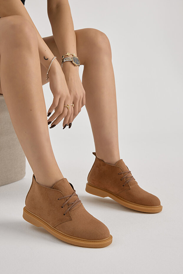 Women's Tan Suede Thermo Sole Lace-Up Casual Boots