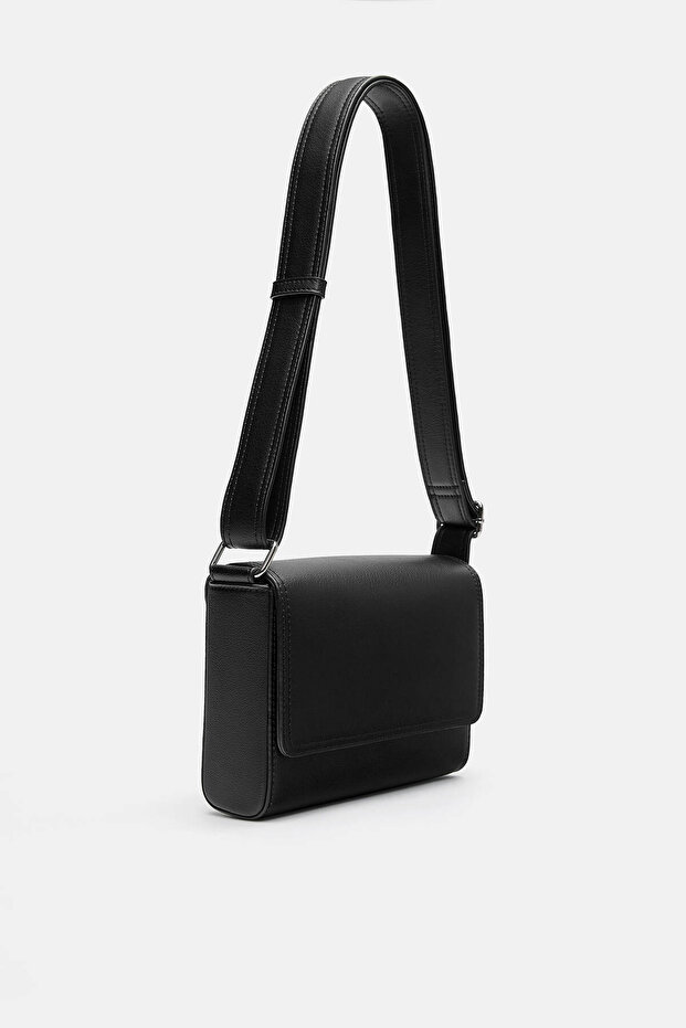 Kapaklı çapraz askılı çanta - 2