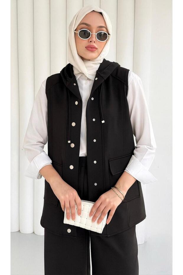 Women's Hooded Detailed Buttoned Scuba Vest