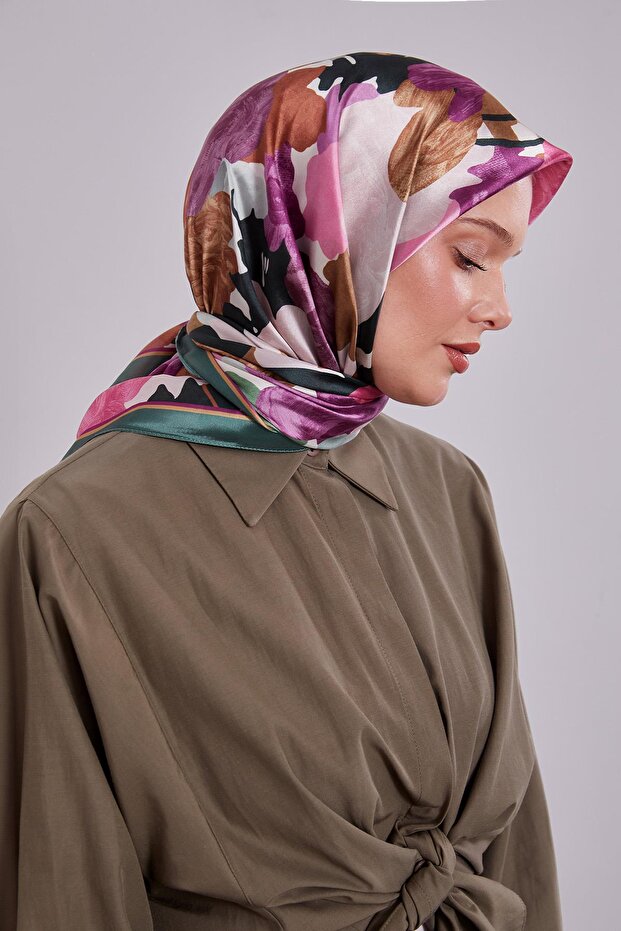 وشاح كريستالي بنمط الورد الأخضر - 1