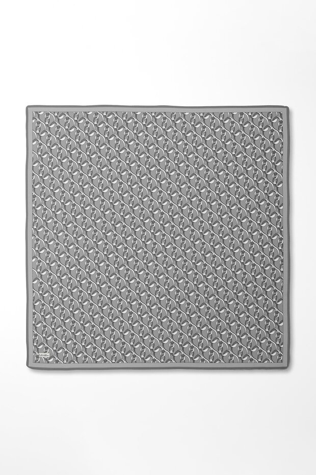 Gray Chain Patterned Twill Silk Scarf - 1