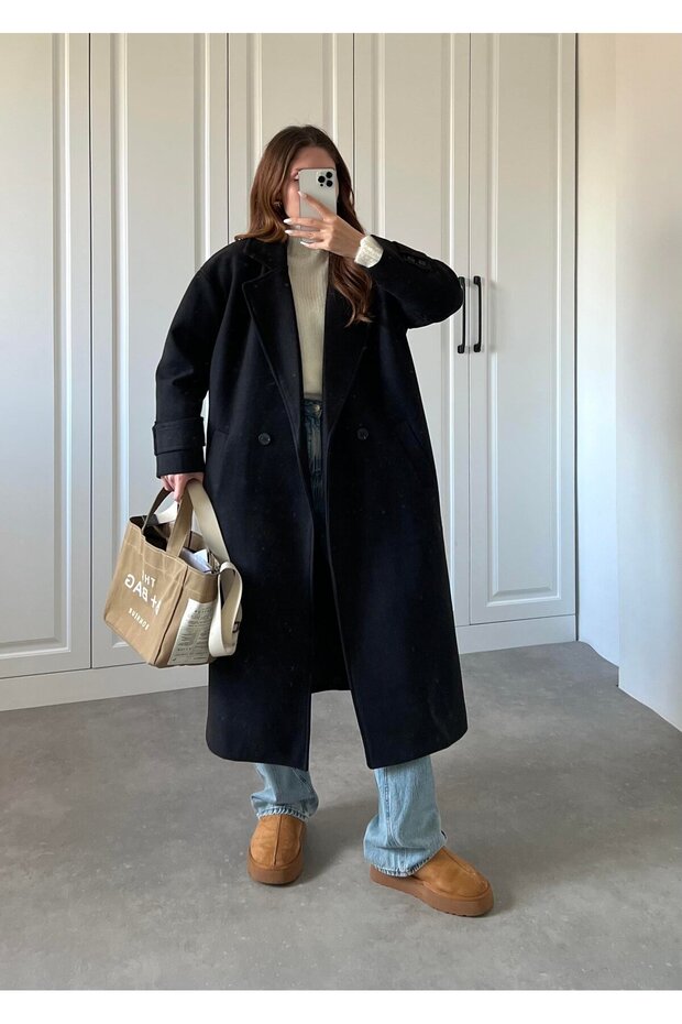 Premium Oversize Stamp Coat - 2