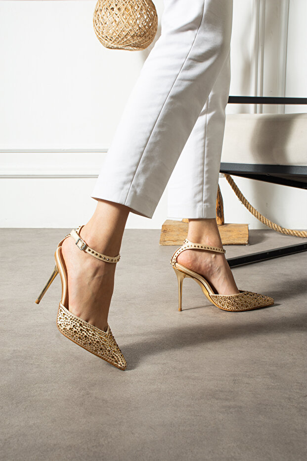 Altın Sarısı Taşlı Bilekten Bağlamalı Stiletto – 10 cm İnce Topuk, Abiye & Özel Gün Ayakkabısı - 5