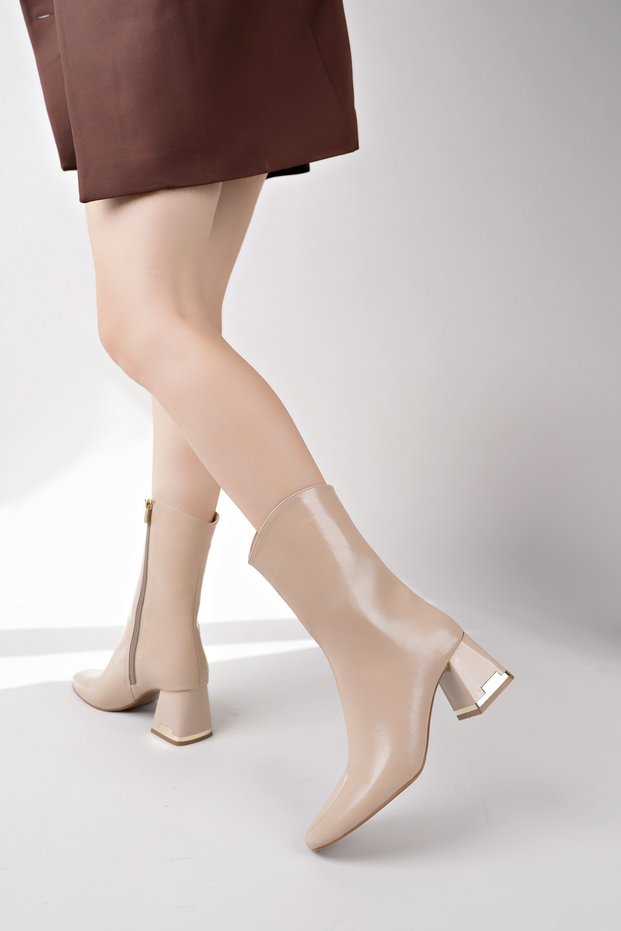 Women's Heeled Winter Boots Square Toe Nut Wrinkled Leather-Look Gold Detailed 6.5 cm Thick Heel