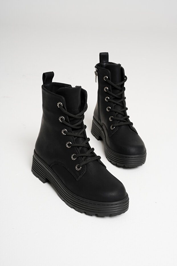 Short Boots Emerald Lace-Up and Zipper Detailed Waterproof Orthopedic Sole Stylish Women's Boots & Booties