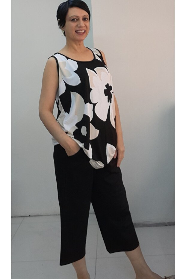 Black and White Floral Print Capri Set with Thick Straps on the Top and Bottom, with Pockets on the Bottom. - 7