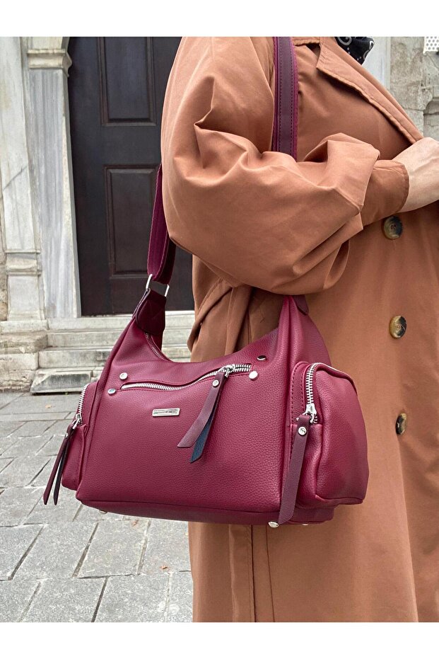 Crossbody and Shoulder Bag with 8 Compartments, Lined, Long Strap, Suitable for Daily Use - 6