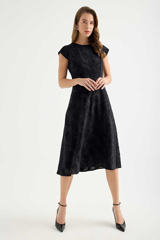 Jakarlı Midi Elbise - 6