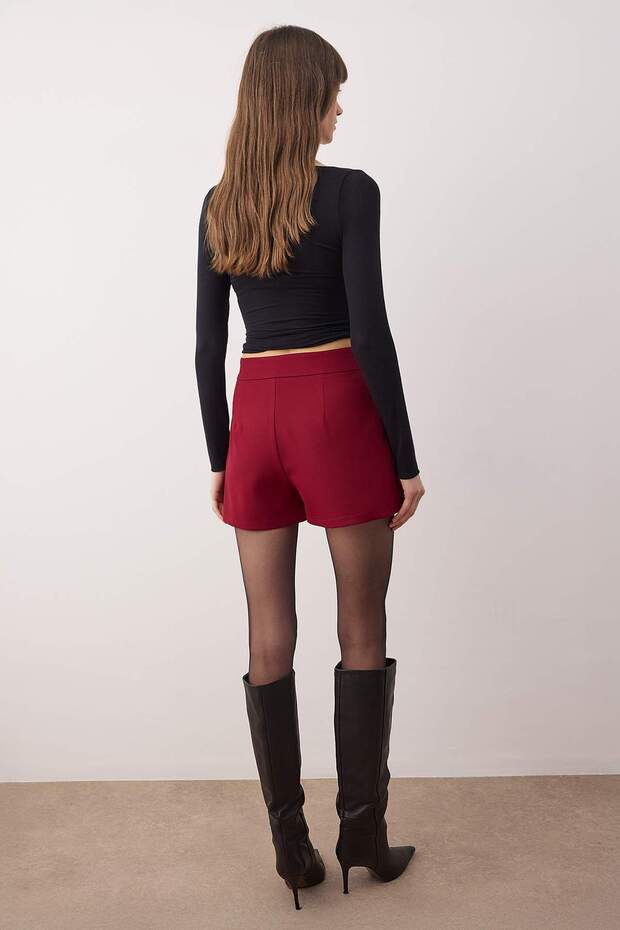 Bordo  Düğme Detaylı Mini Şort Etek Şort & Bermuda TWOAW26SR00027 - 4