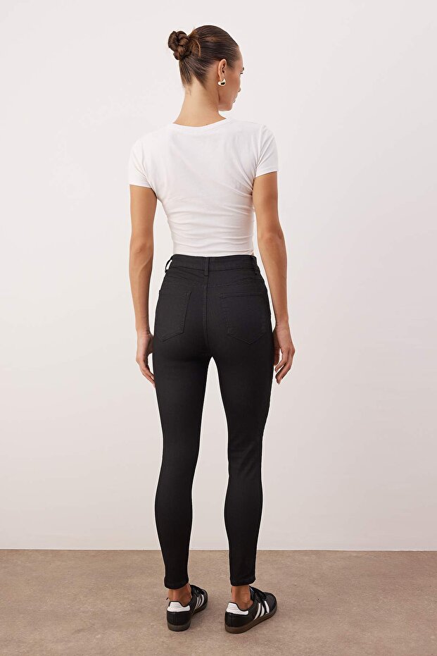 Siyah Yüksek Bel Esnek Skinny Jeans TWOAW26JE00250 - 4