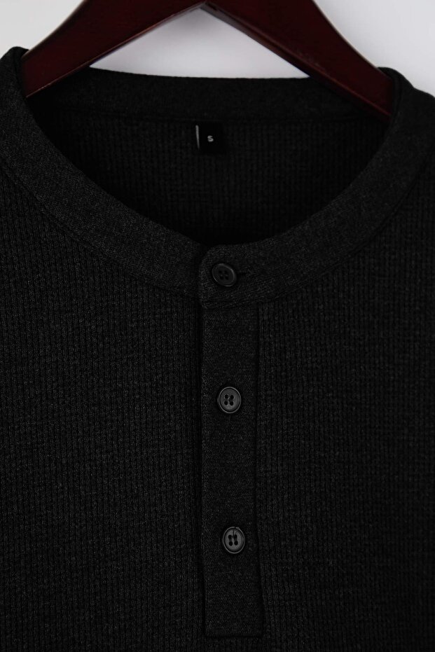 Siyah Oversize/Geniş Kesim Waffle Dokulu Uzun Kol Düğmeli T-shirt TMNAW26TS00004 - 6