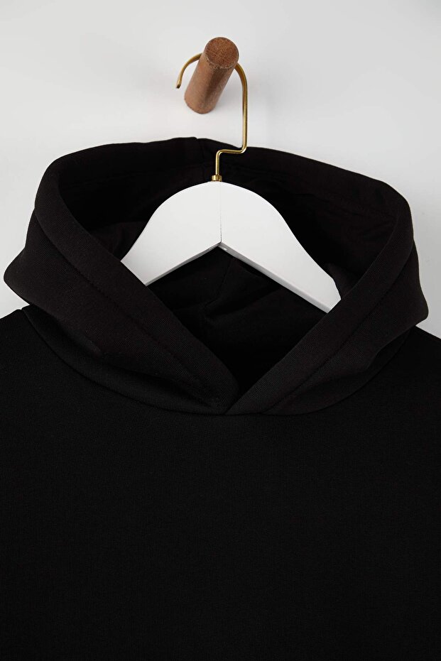 Siyah Regular / Normal Kesim Sırt Baskılı Örme Sweatshirt TMNAW20SW0163 - 8