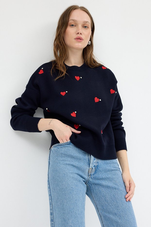 7120 Heart Embroidery Stone Detail Sweater Navy Blue