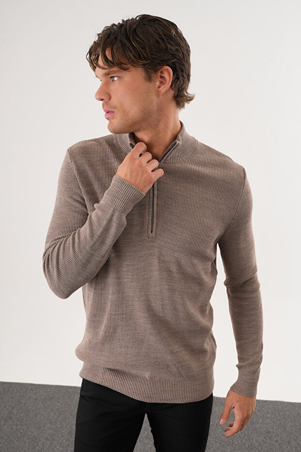 سترة تريكو أساسية للرجال بقصة عادية ونصف سحاب - 7