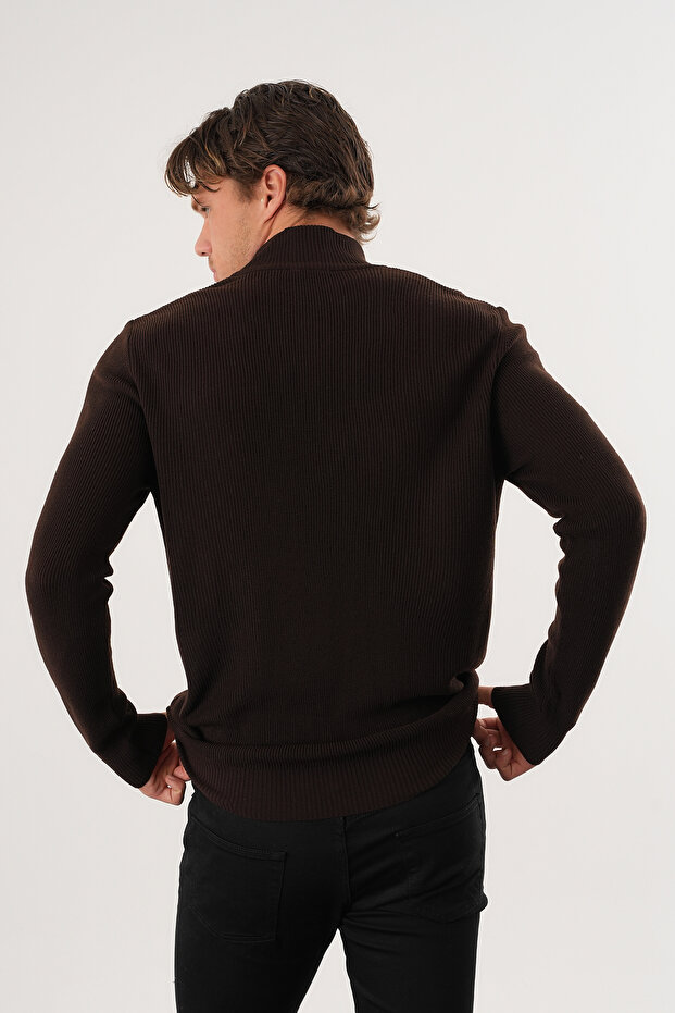 سترة تريكو أساسية للرجال بقصة عادية ونصف سحاب - 8