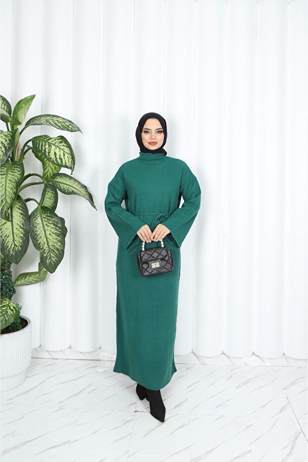 Spanish Knitted Strick Dress with Belt