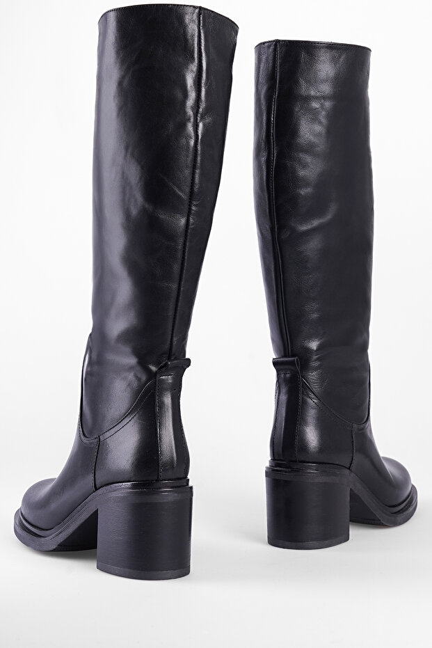 Magas talpú bőr női csizma - 2