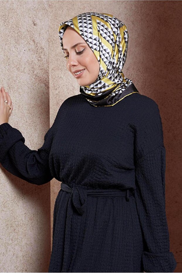 وشاح بنمط ألفينا 8433