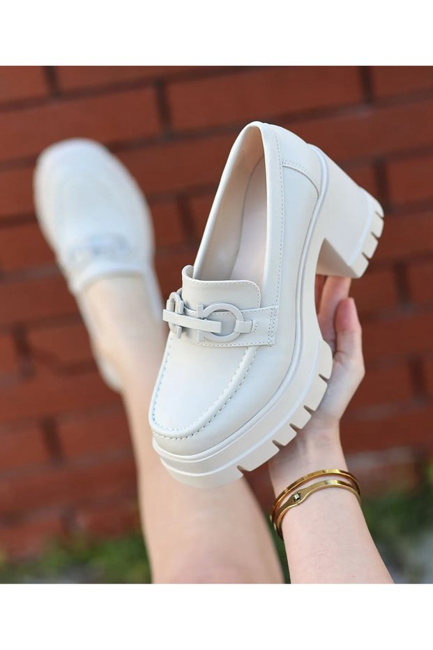 Women's Metal Buckle Detail Loafer Shoes-Beige